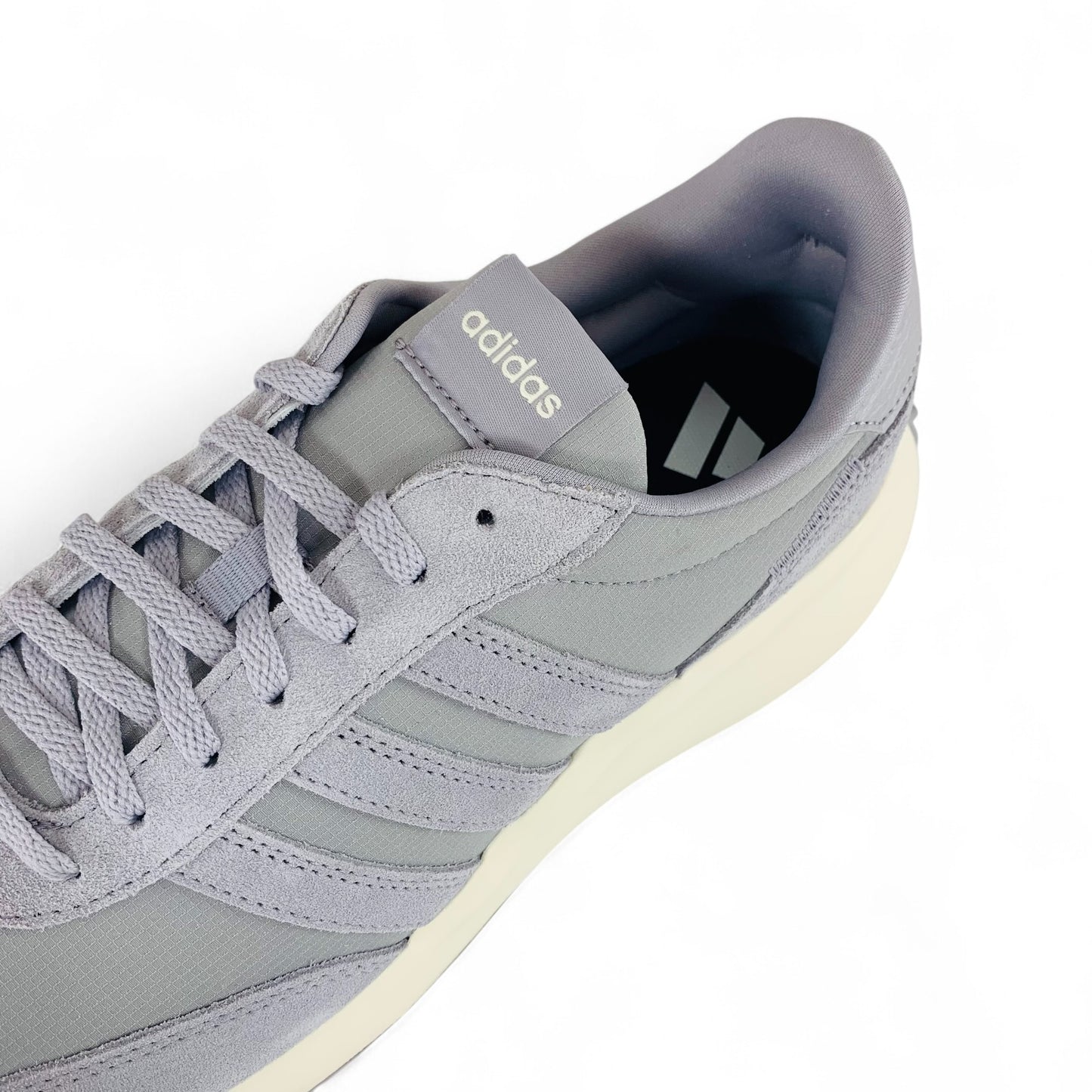 adidas Run 70s