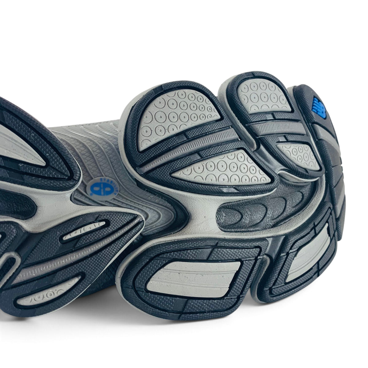 New Balance Abzorb 2000