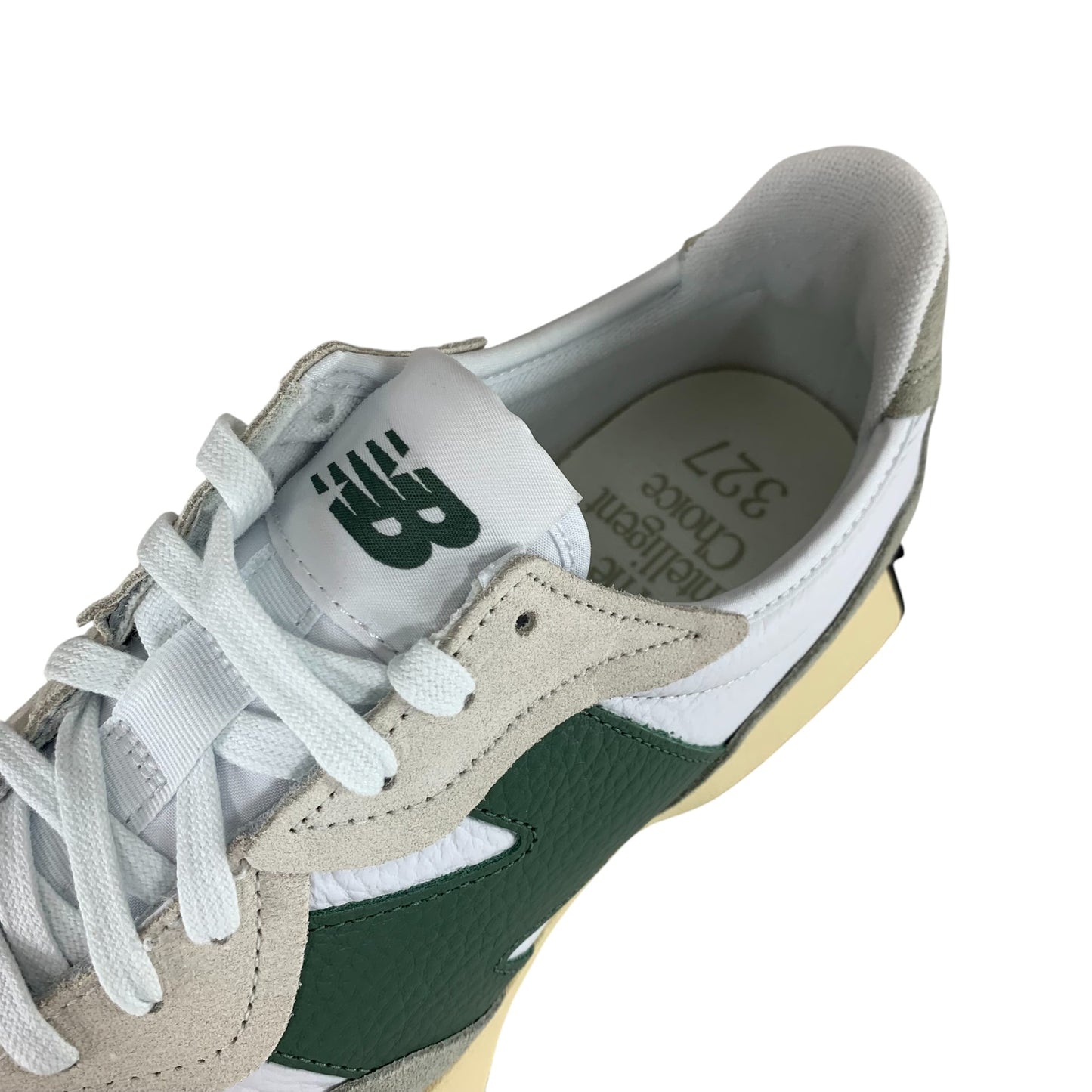 New Balance 327