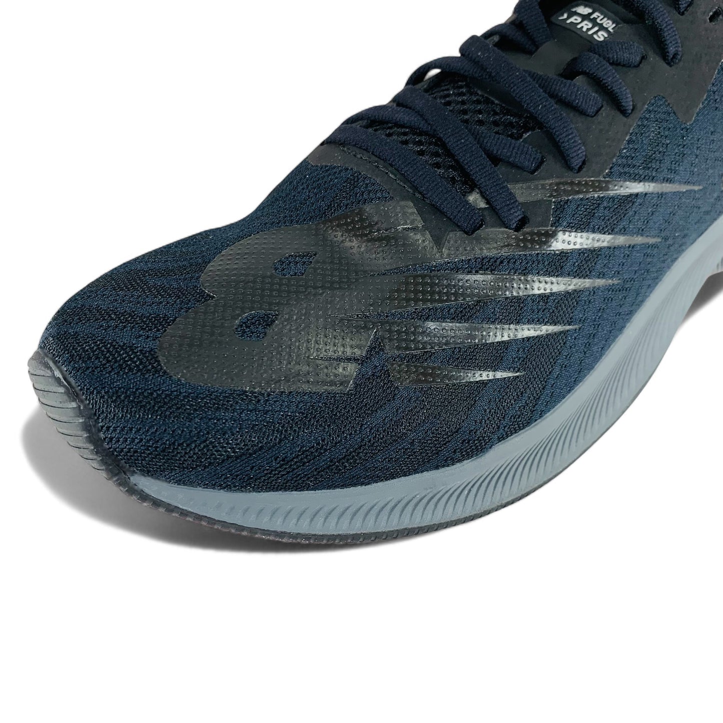 New Balance FuelCell Prism