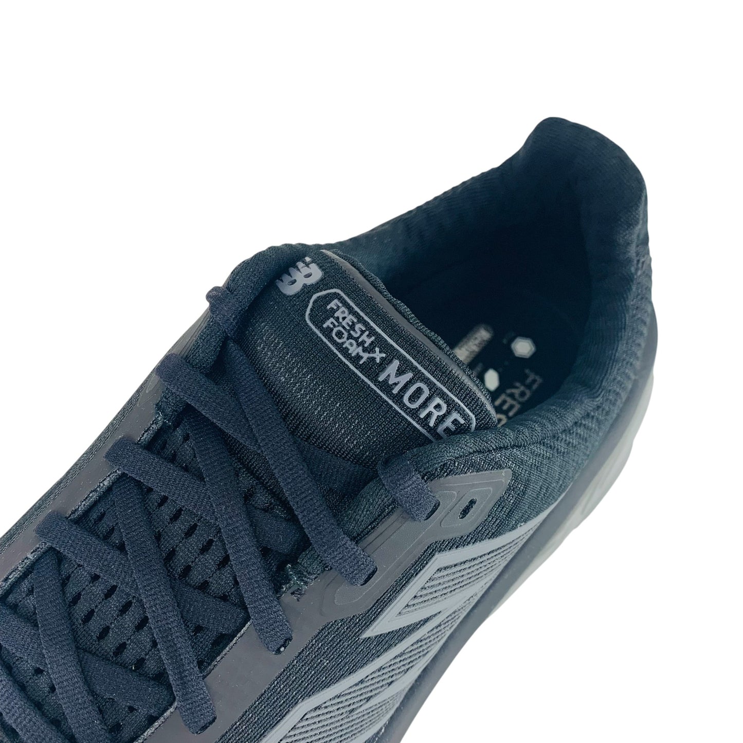 New Balance Fresh Foam X More v5