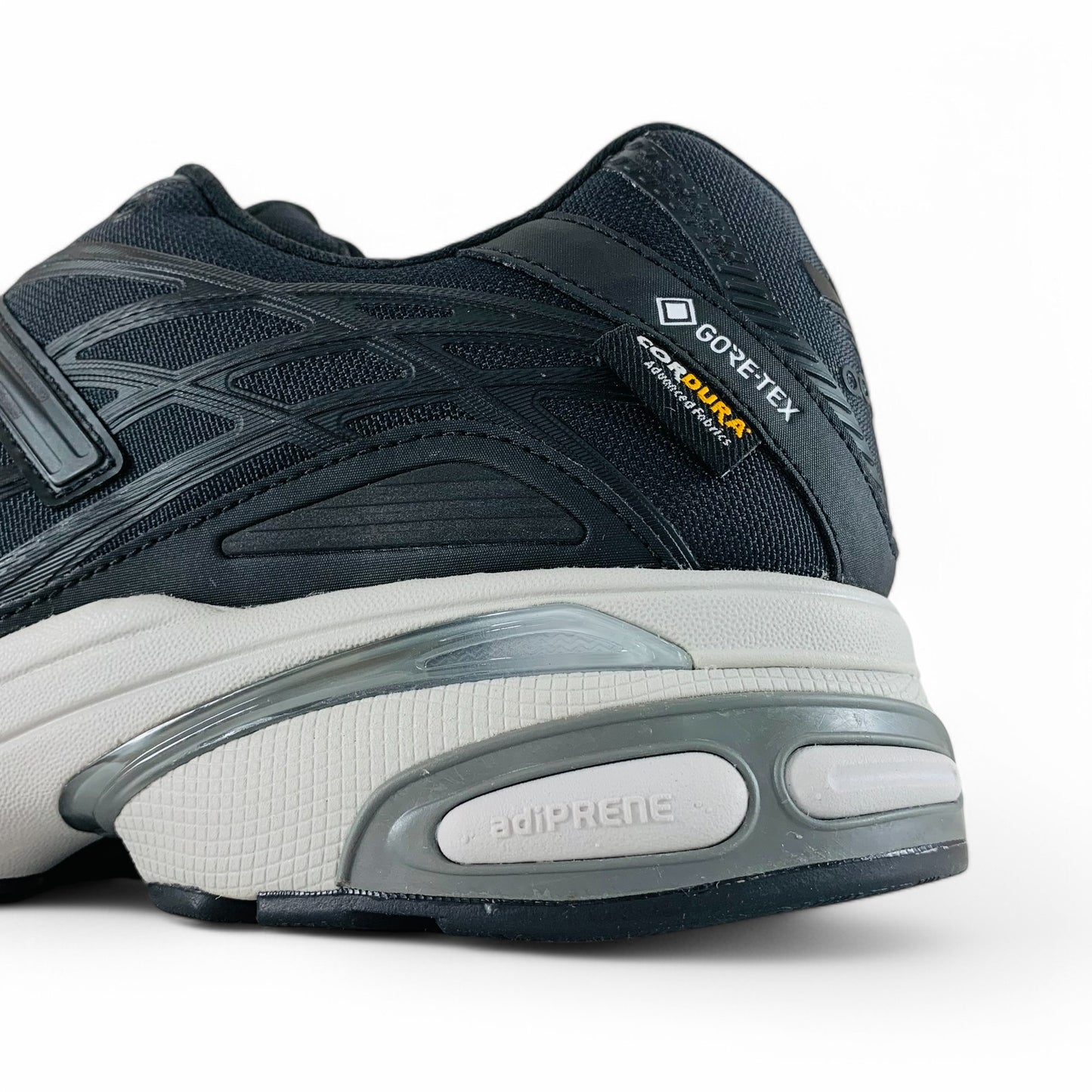 adidas Adistar Cushion Gore-Tex