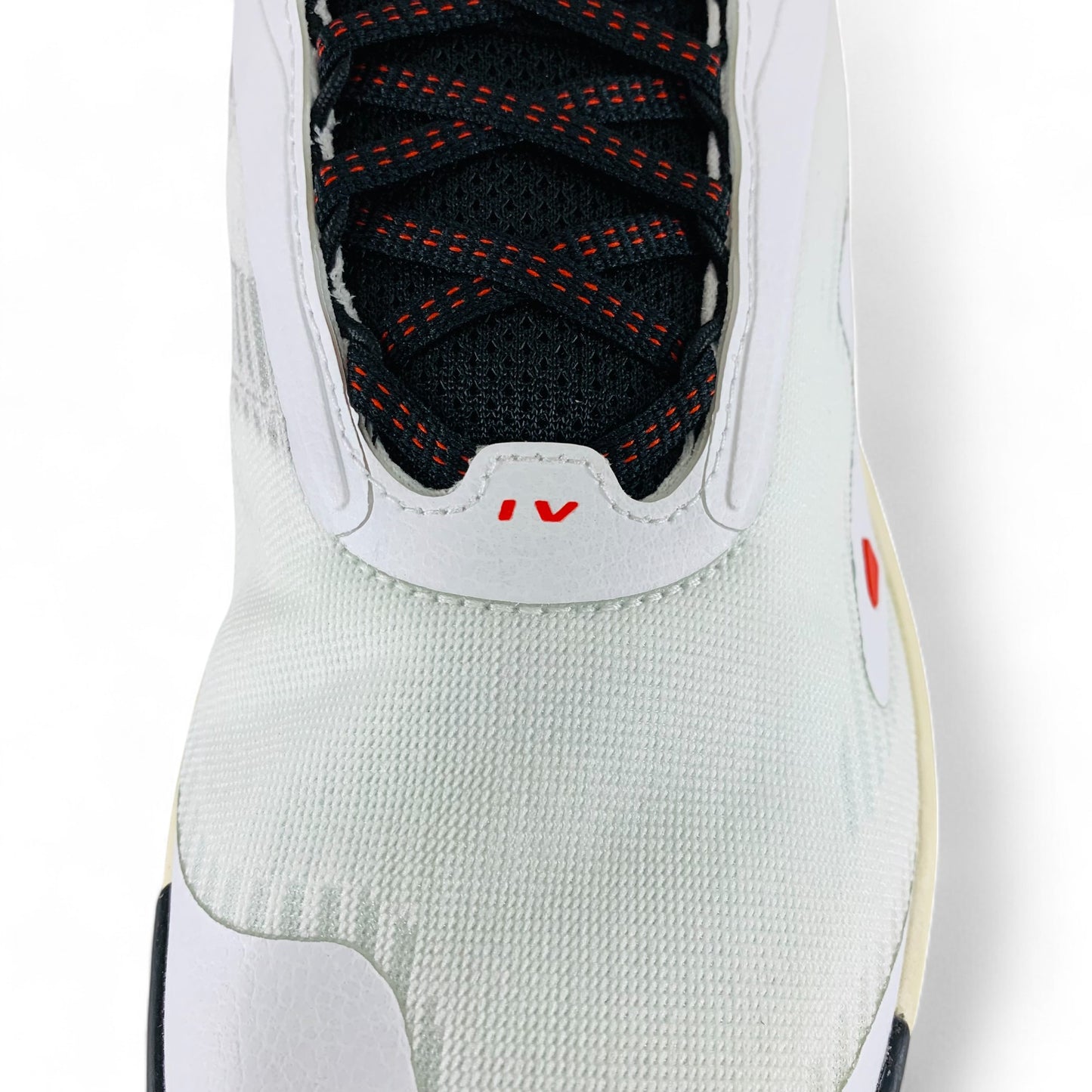 New Balance KAWHI 4