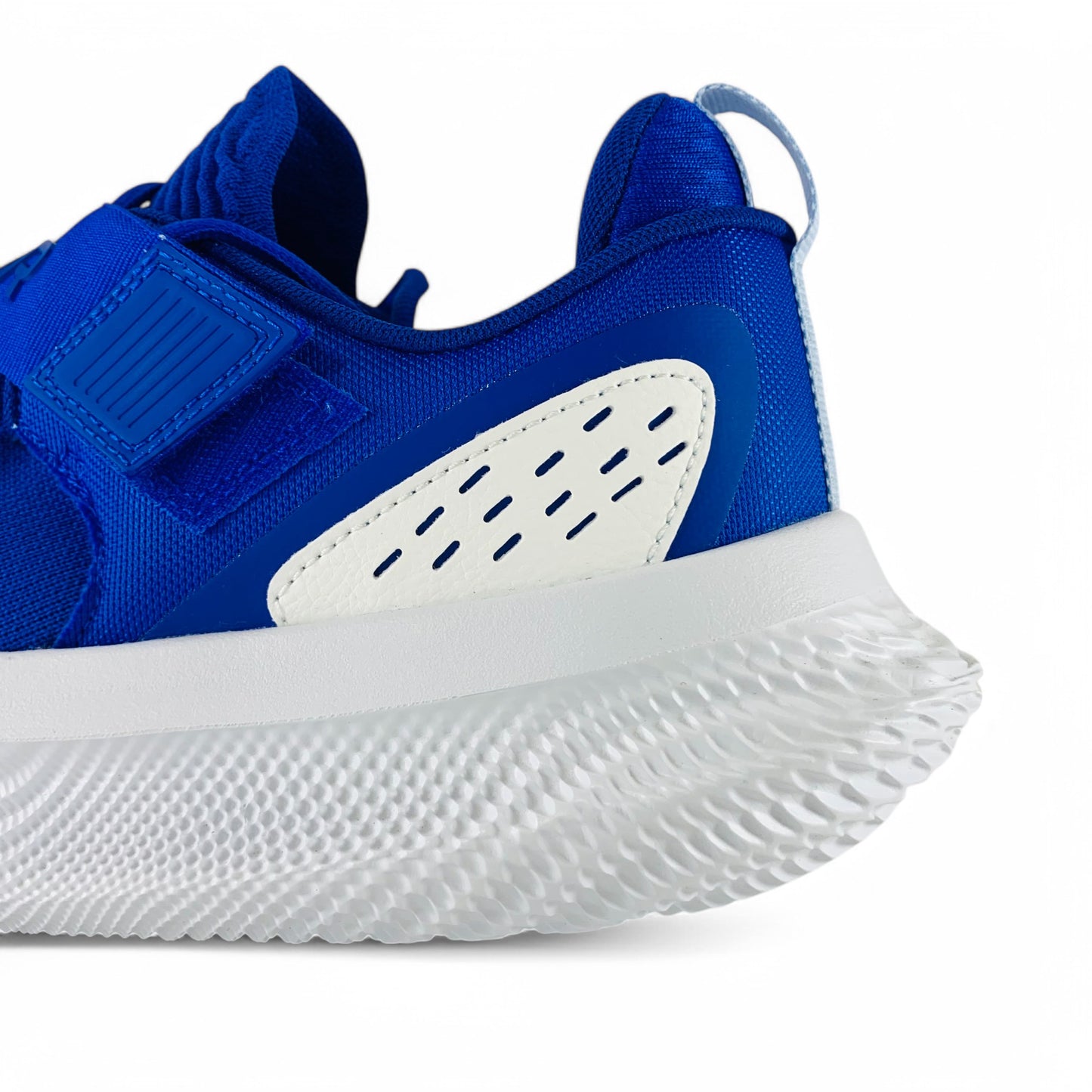 Under Armour Flow FUTR X 4