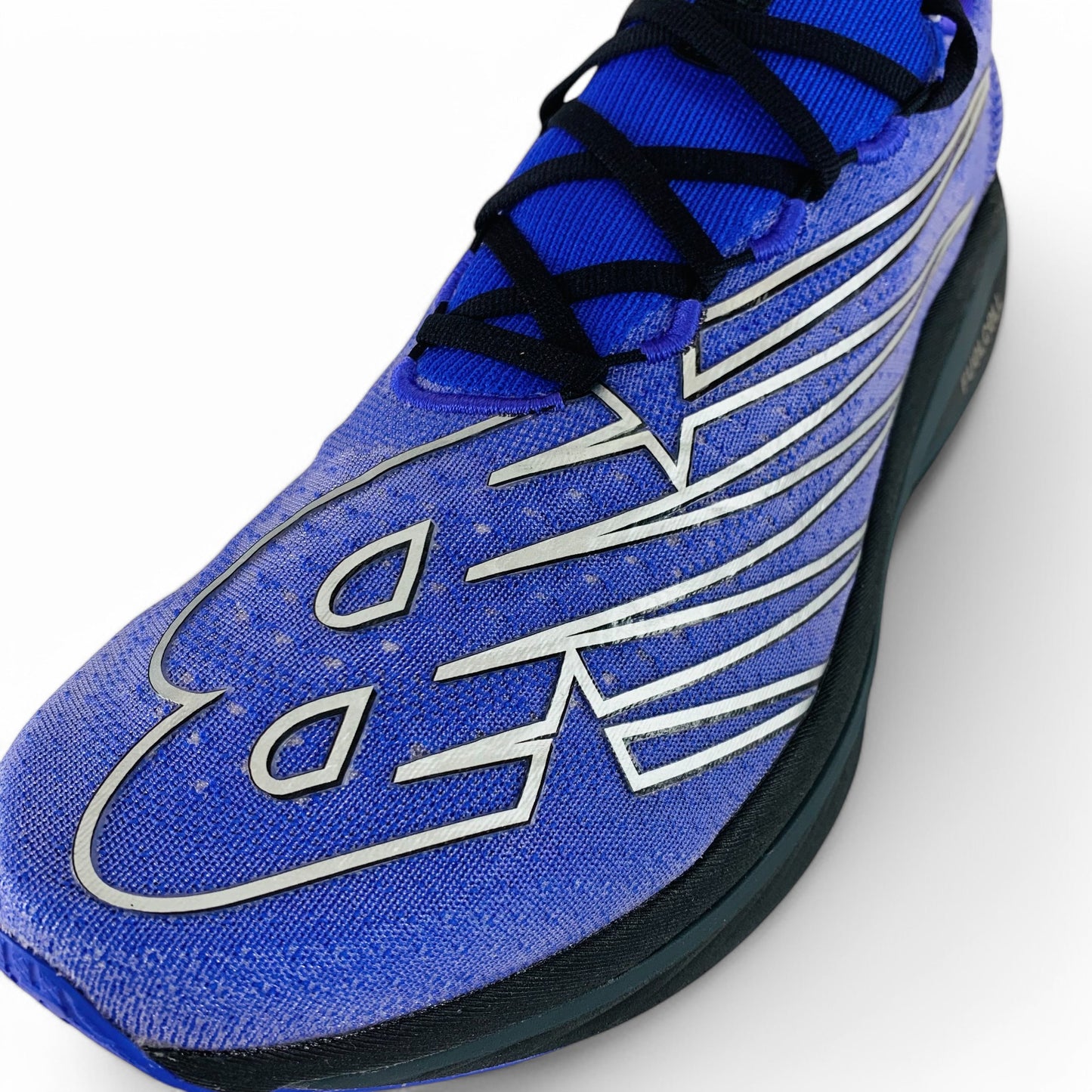 New Balance FuelCell SuperComp Elite v3