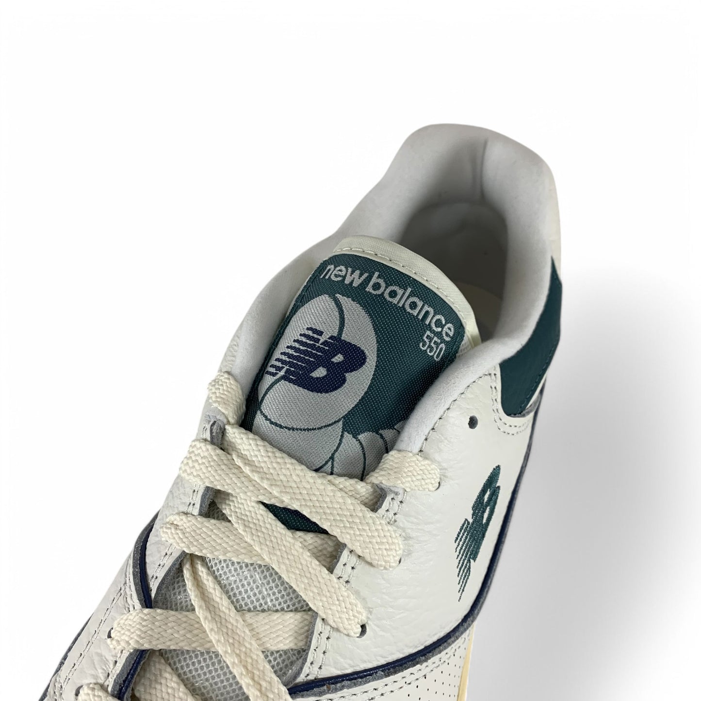 New Balance 550 Mini Logo Pack