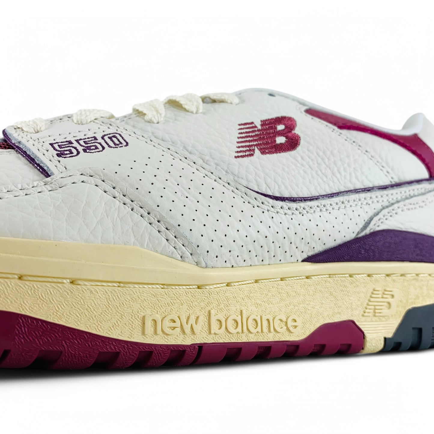 New Balance 550 Mini Logo Pack