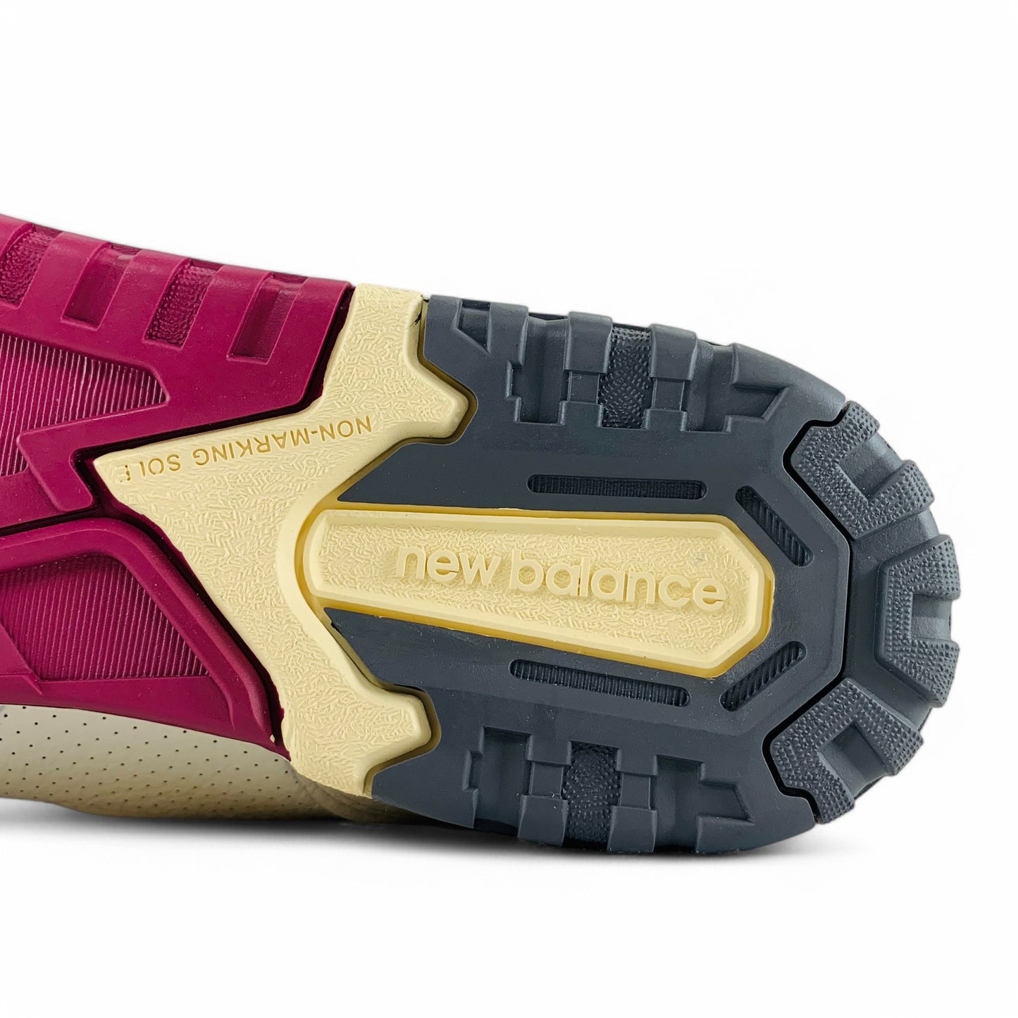 New Balance 550 Mini Logo Pack