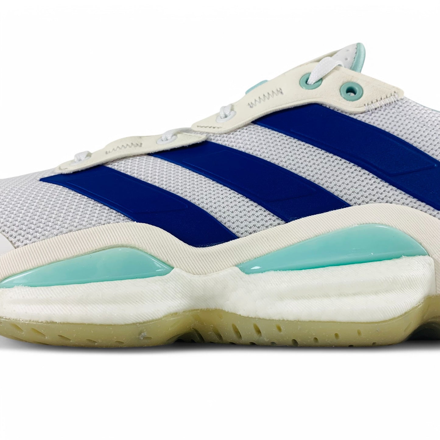 adidas Stabil 16