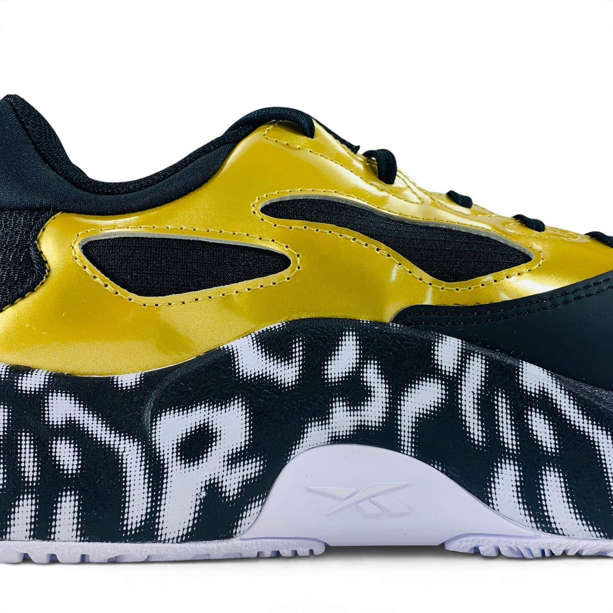 Reebok Engine A 26 SE
