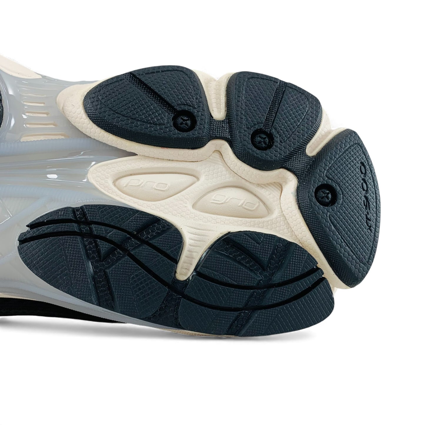 Saucony ProGrid Omni 9