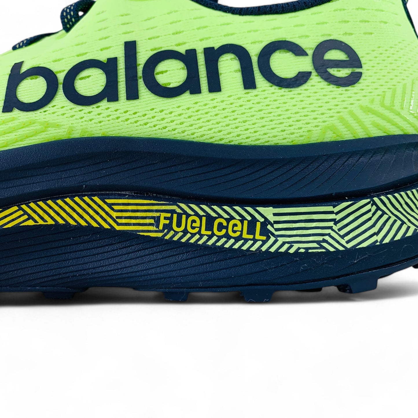 New Balance FuelCell SuperComp Trail