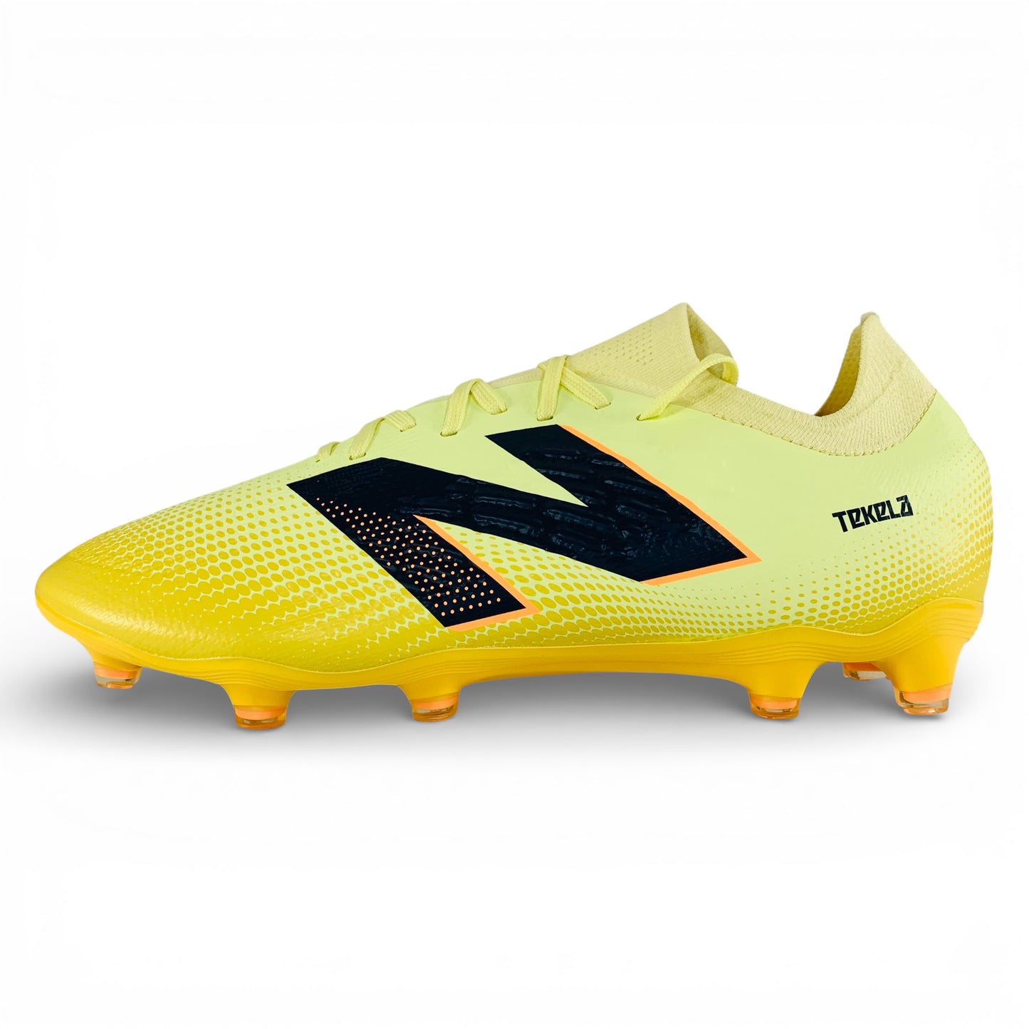 New Balance Tekela Magia Low Laced FG v4+