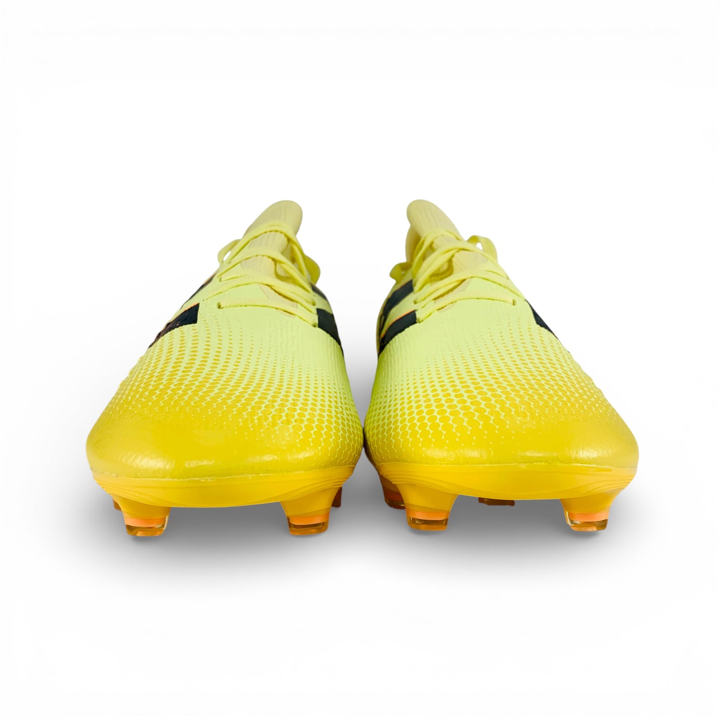 New Balance Tekela Magia Low Laced FG v4+