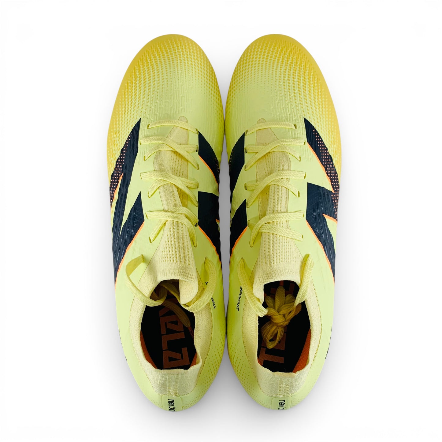 New Balance Tekela Magia Low Laced FG v4+