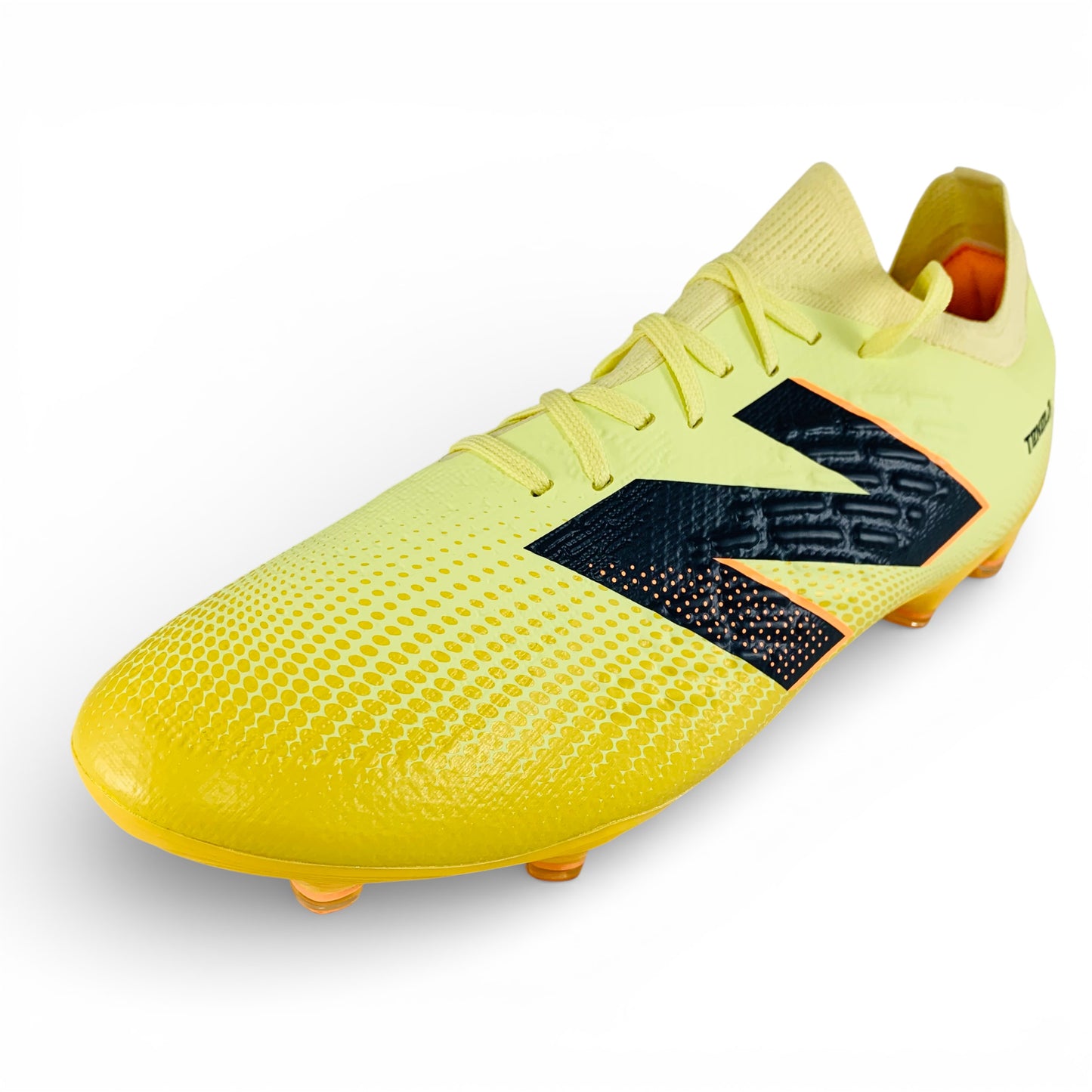 New Balance Tekela Magia Low Laced FG v4+