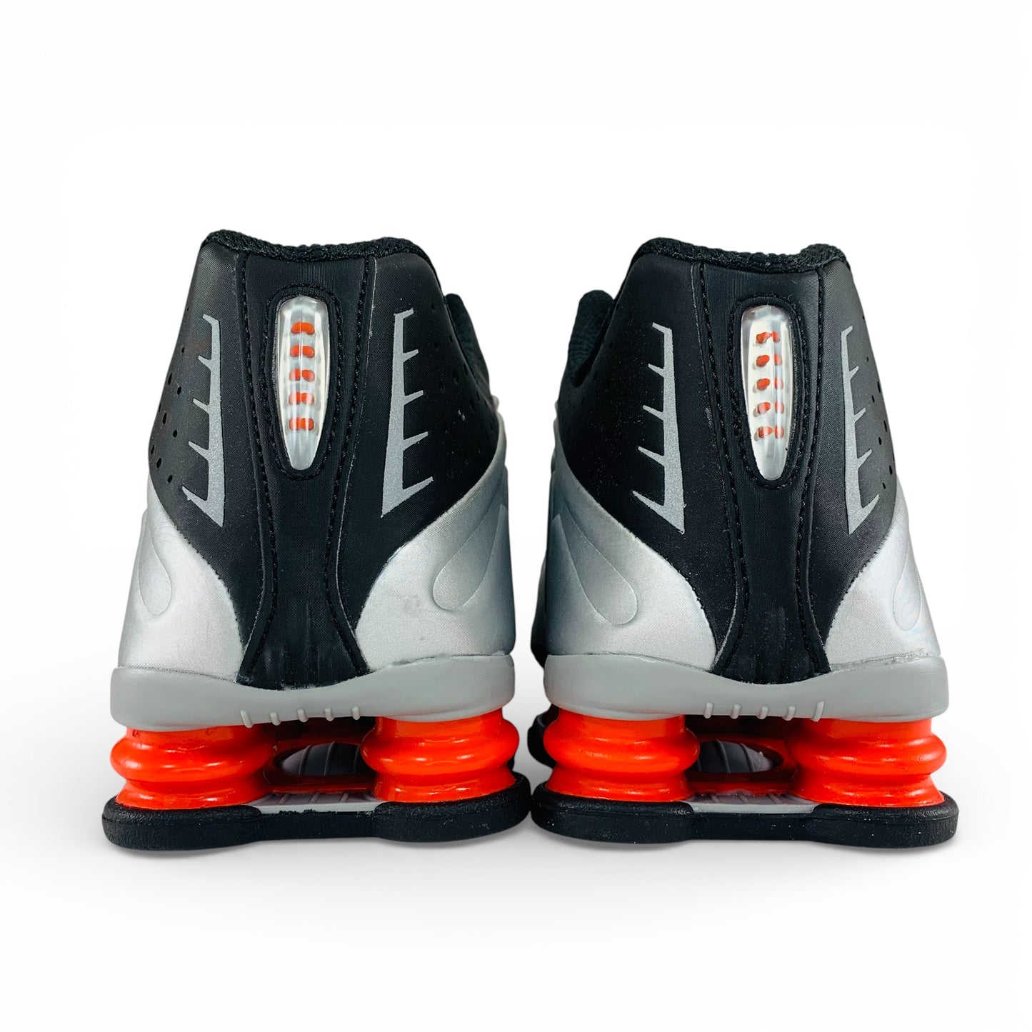 Nike Shox R4