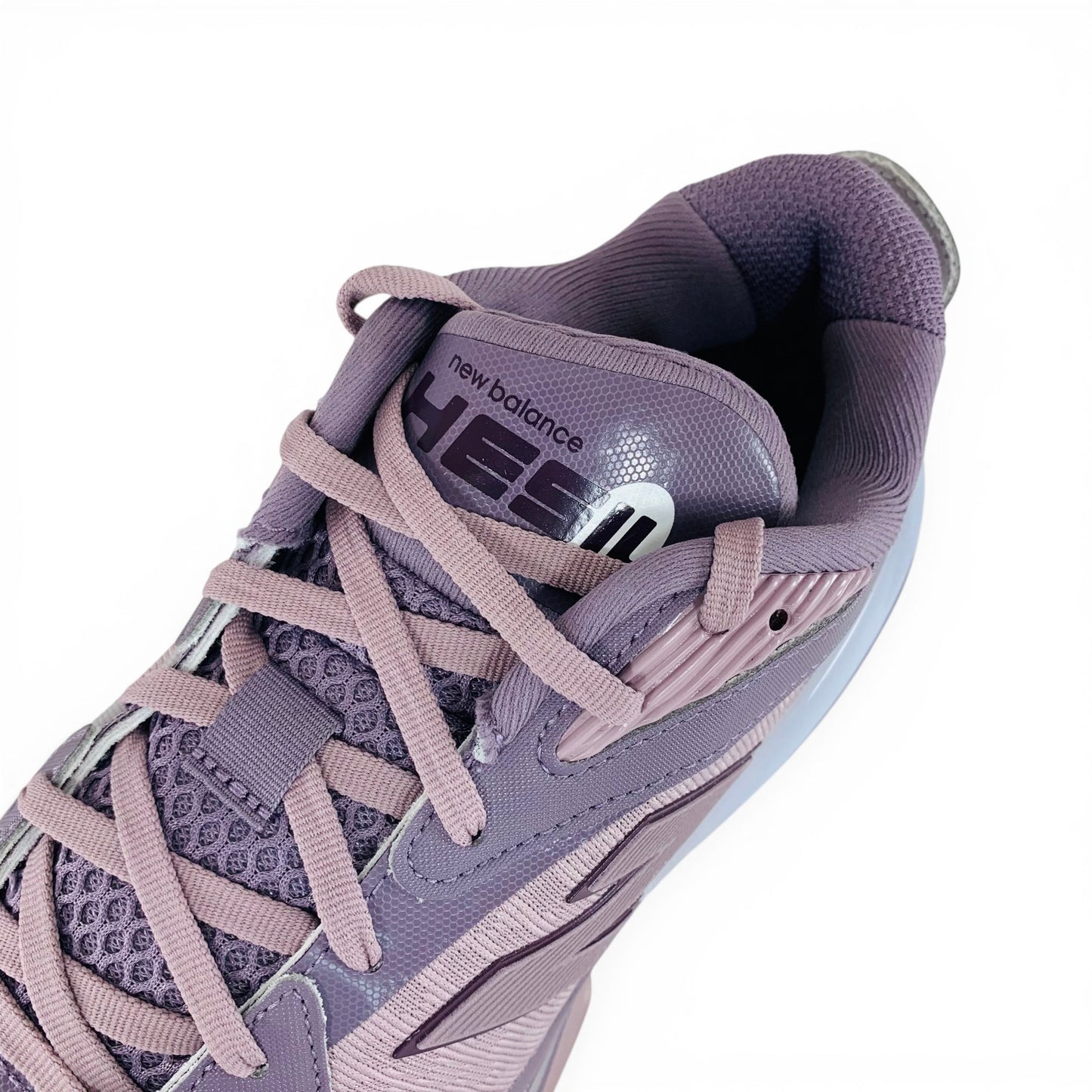 New Balance HESI Low v2