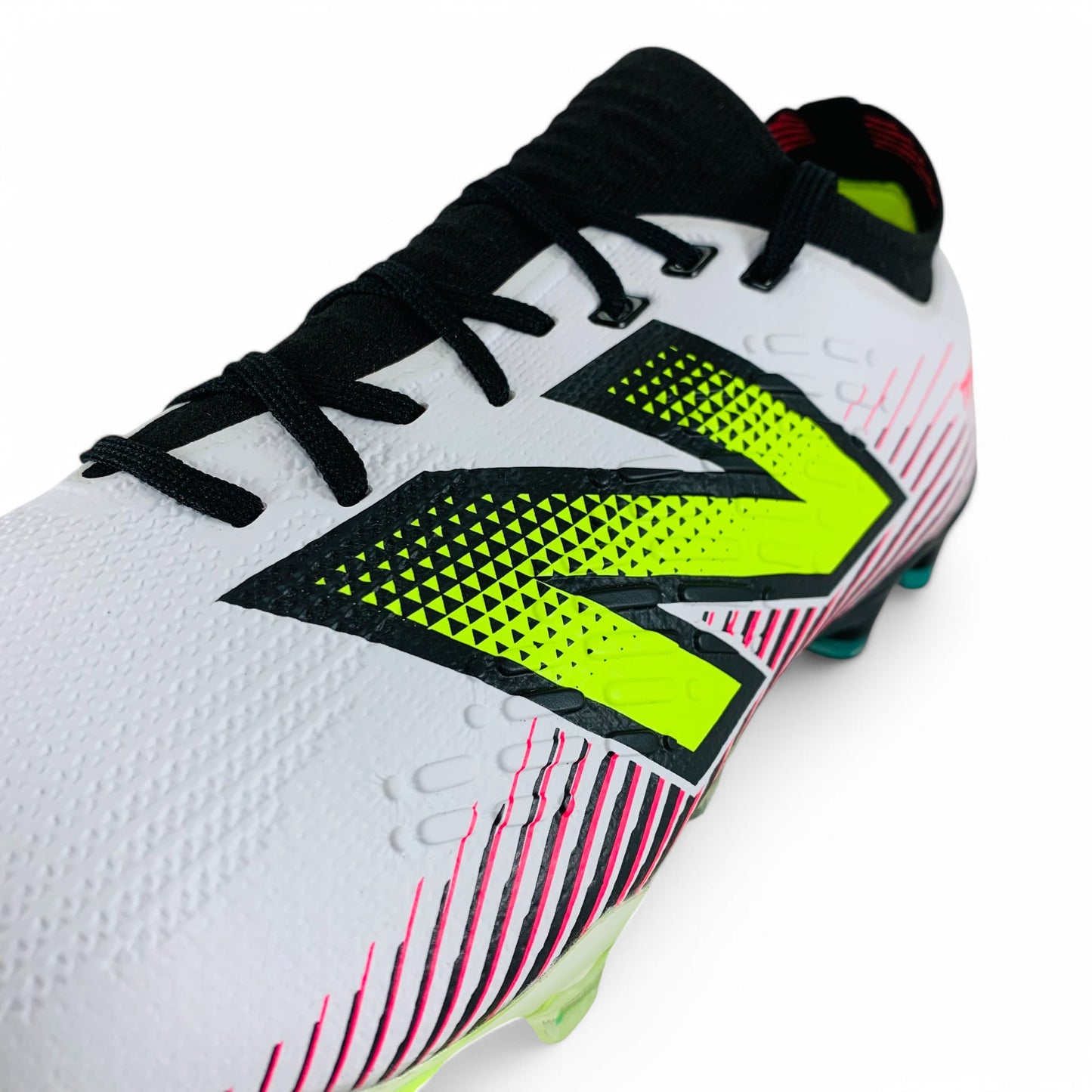 New Balance Tekela Pro Low Laced FG v4+