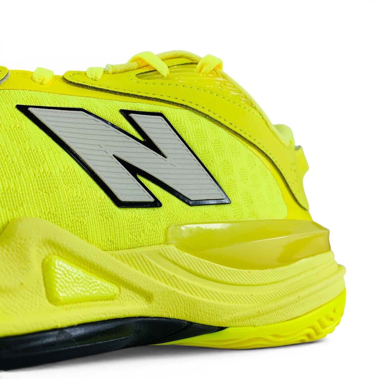 New Balance HESI Low v2