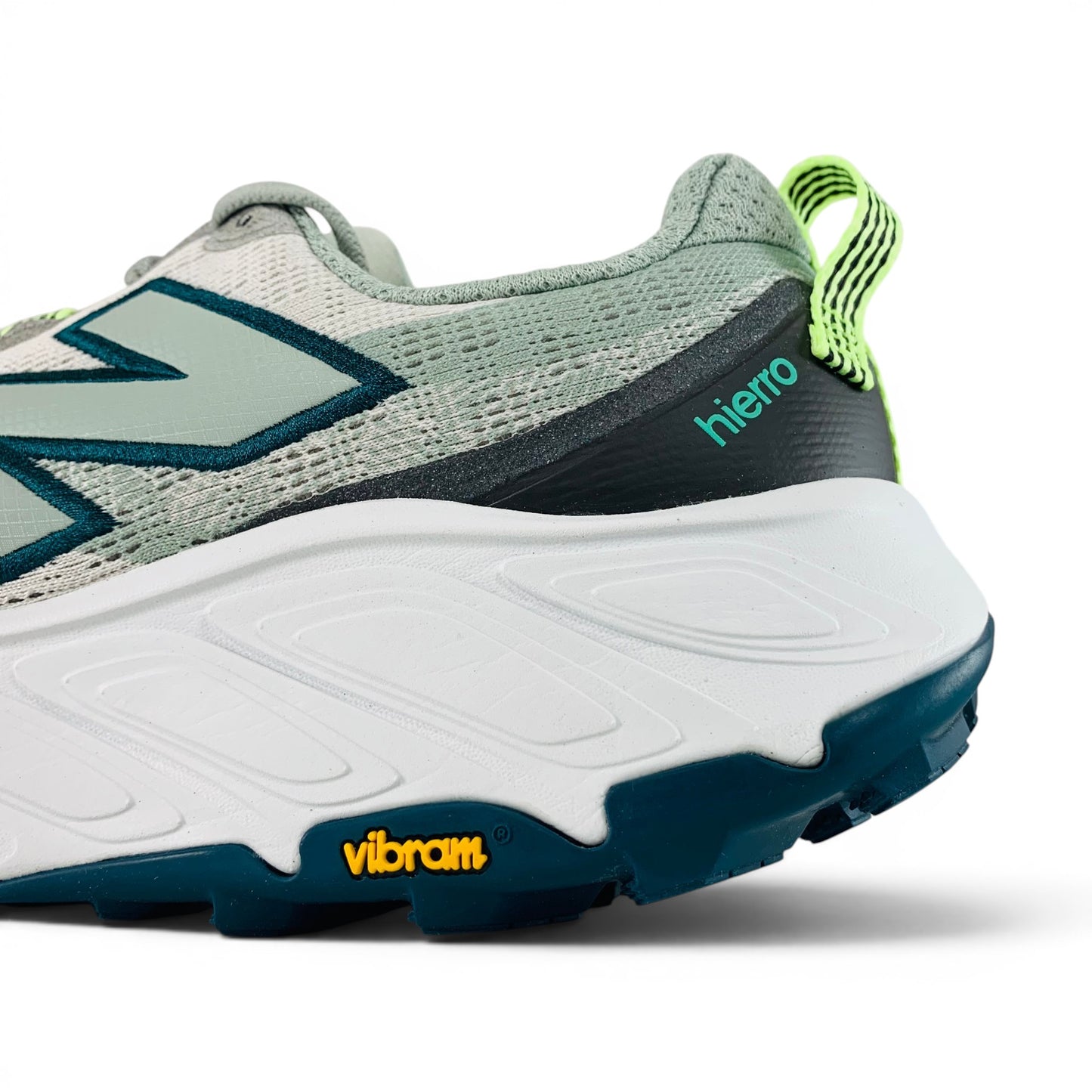New Balance Fresh Foam X Hierro v9