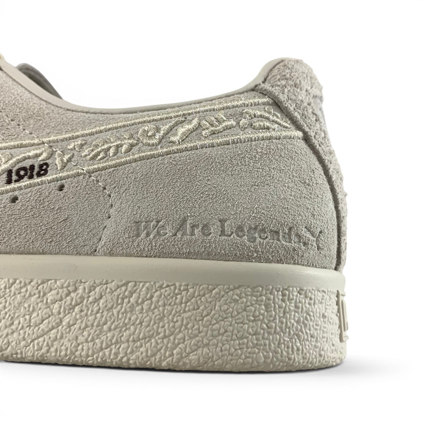 PUMA Clyde x We Are Legends